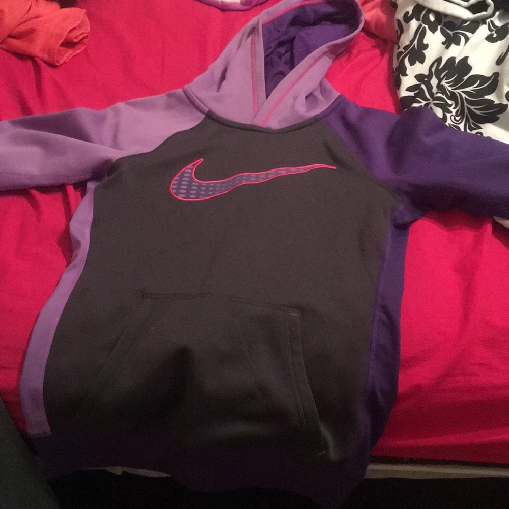 Nike sweatshirt